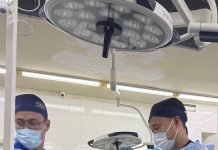 Алматылық хирургтар екі кезеңнен тұратын күрделі ота жасап, үлкен псевдокистаны алып тастады